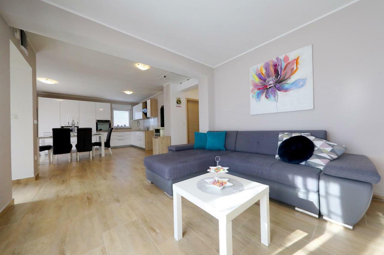 Murvica  Holiday House Mia מראה חיצוני תמונה